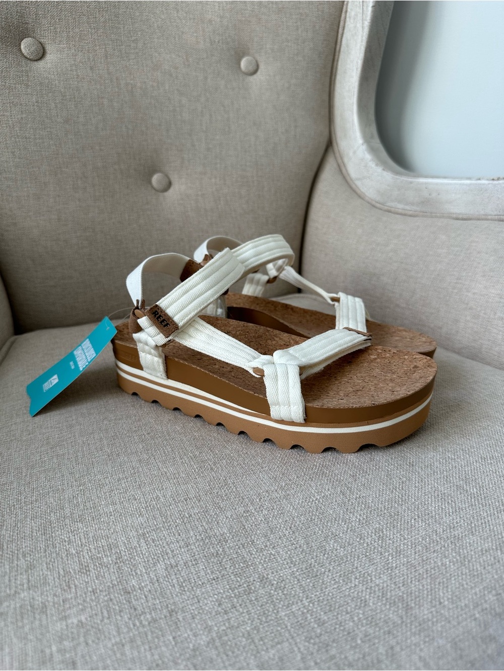 reef cushion rem hi ivory arch support sandals - Picture 2 of 12
